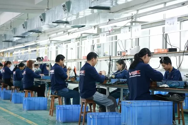 1 10 gebürstete elektrische rc Autos China Hersteller