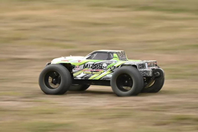 4WD Offroad-Elektro-RC-LKW mit 10G gebürstet, Hochgeschwindigkeits-RTR # RH1071