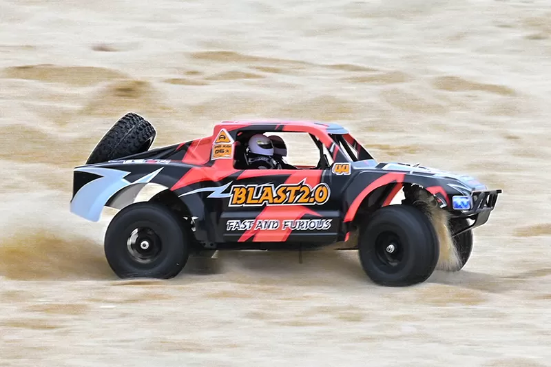 4WD Offroad-Elektro-Kurzstrecken-LKW 2,4G gebürstet Hochgeschwindigkeits-RTR # RH1043SC