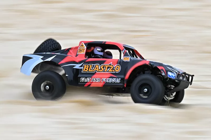 4WD Offroad-Elektro-Kurzstrecken-LKW 2,4G gebürstet Hochgeschwindigkeits-RTR # RH1043SC