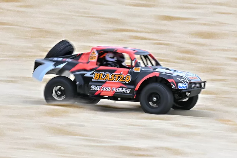 4WD Offroad-Elektro-Kurzstrecken-LKW 2,4G gebürstet Hochgeschwindigkeits-RTR # RH1043SC