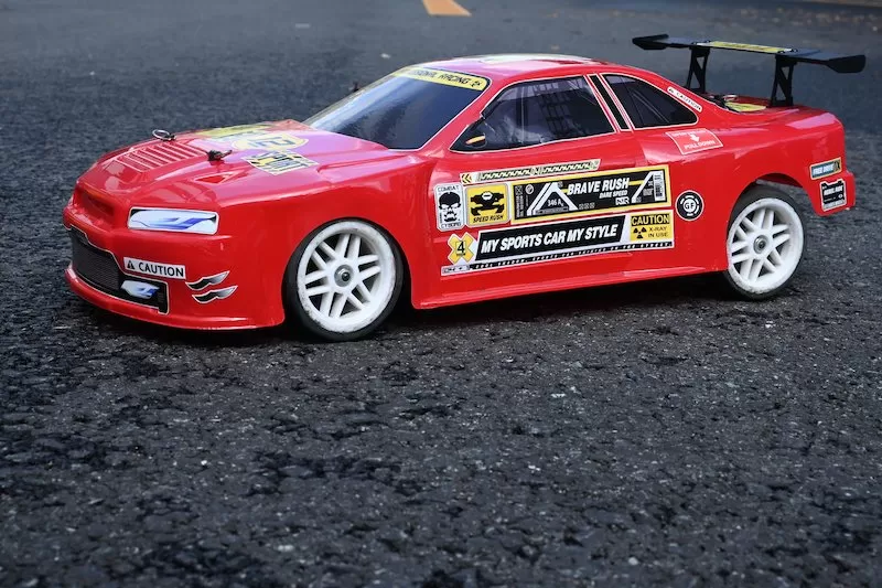 10 Maßstab 4WD On-Road Electric RC Drift 2,4G gebürstet Hoch geschwindigkeit # RH1025D