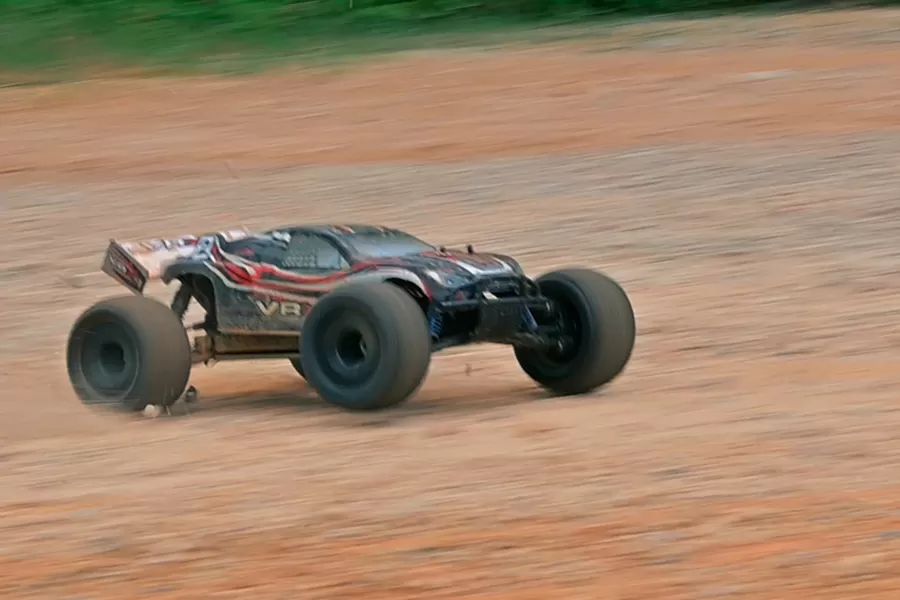 8-Spur-4x4-Offroad-Elektro-RC-Truggy 2,4 GHz bürstenlos Hochgeschwindigkeit RTR #RH811