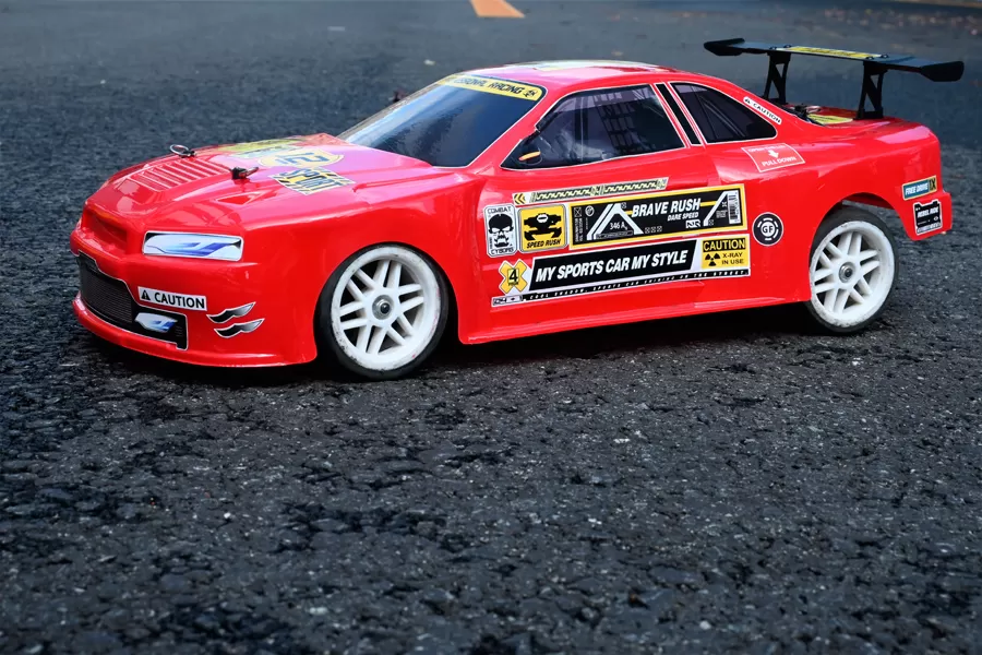 4G bürstenlose Hochgeschwindigkeits-RTR # RH1026 4WD auf der Straße