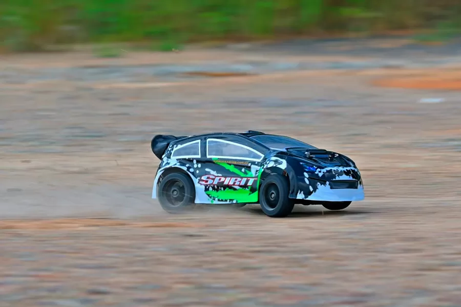 4WD Offroad Elektro-RC Rallye 2,4G Bürstenlose Hochgeschwindigkeits-RTR # RH1612 16